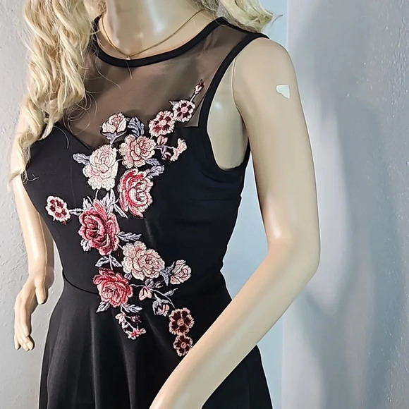 Xtraordinary High Low Floral dress Size 5 - Picture 6 of 15